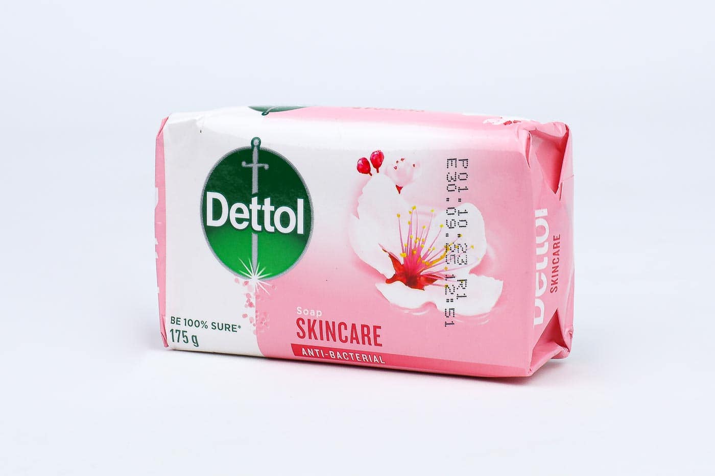 Greenspoon-dettol-skincare-anti-bacterial-2-of-1.jpg Dettol Skincare Antibacterial Soap 80GM - Image 1